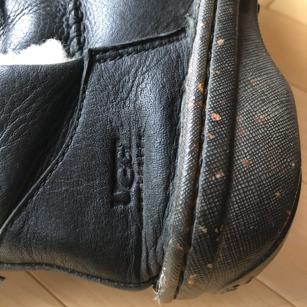 UGG Caspia Boots - Picture 7 of 7
